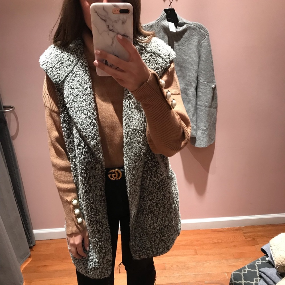 Super comfy vest! 💕